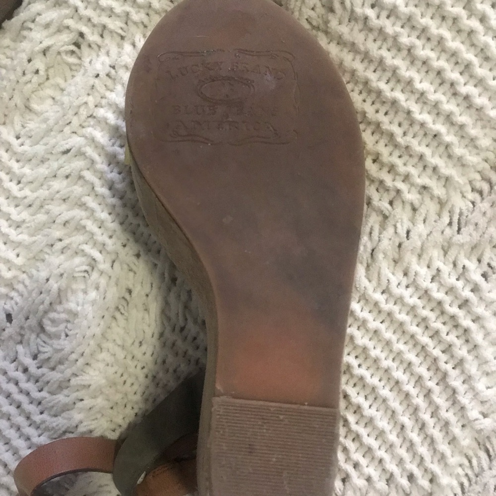 Lucky Brand Wedge Sandals - Picture 5 of 8